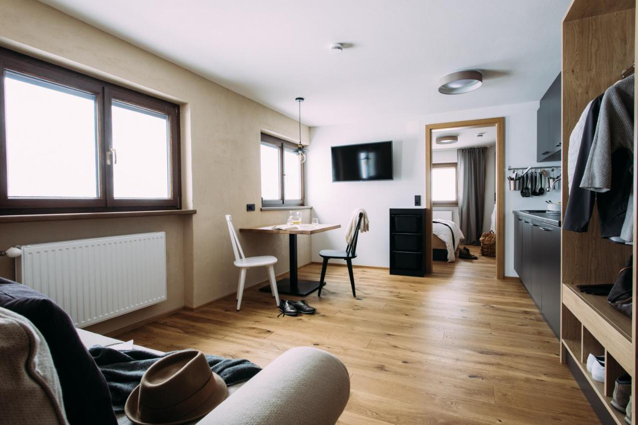 Haus Am Schihang Lermoos Extérieur photo