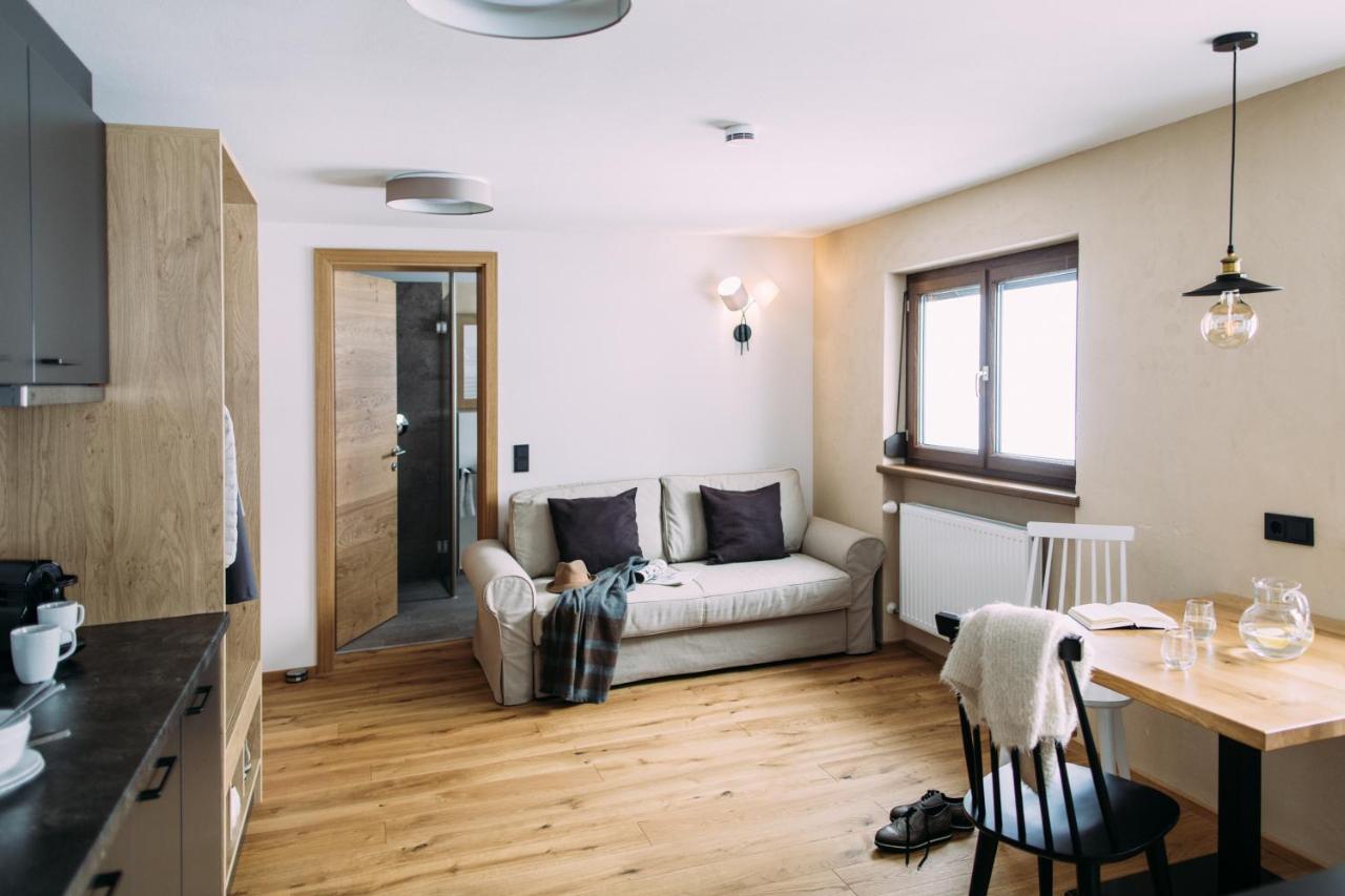 Haus Am Schihang Lermoos Extérieur photo