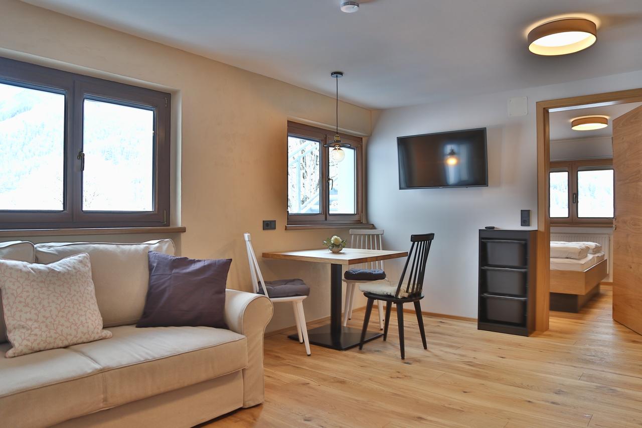 Haus Am Schihang Lermoos Extérieur photo